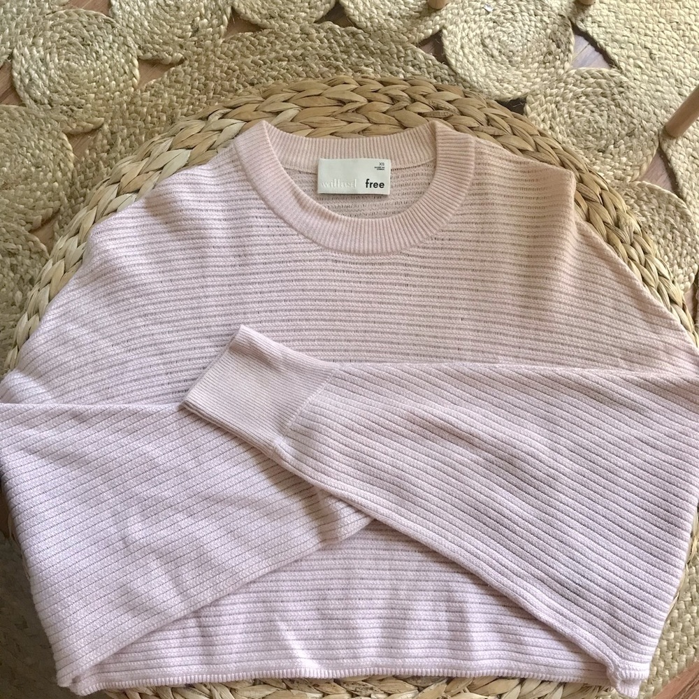 Wilfred cropped pink raglan sweater 🌸